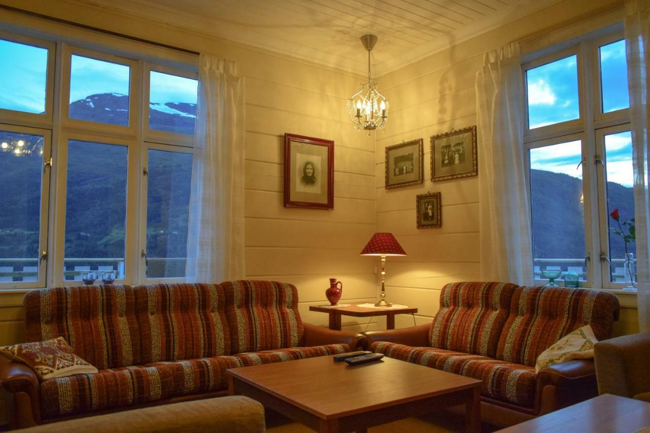 Solheim Gard Villa Stryn Exterior foto